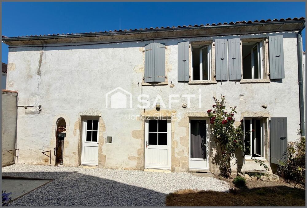 Vente Appartement Maison de ville en centre de St Pierre d'Oléron Saint-pierre-d'oleron