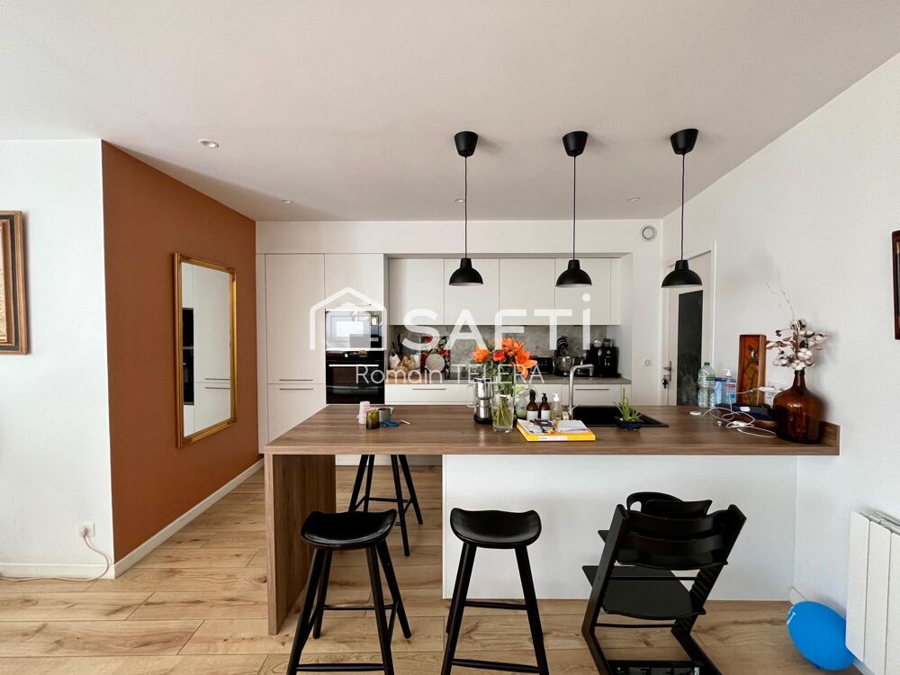 Vente Appartement Nansouty : appartement T4 parfaitement rénové de 98 m², avec une terrasse et un garage. Bordeaux