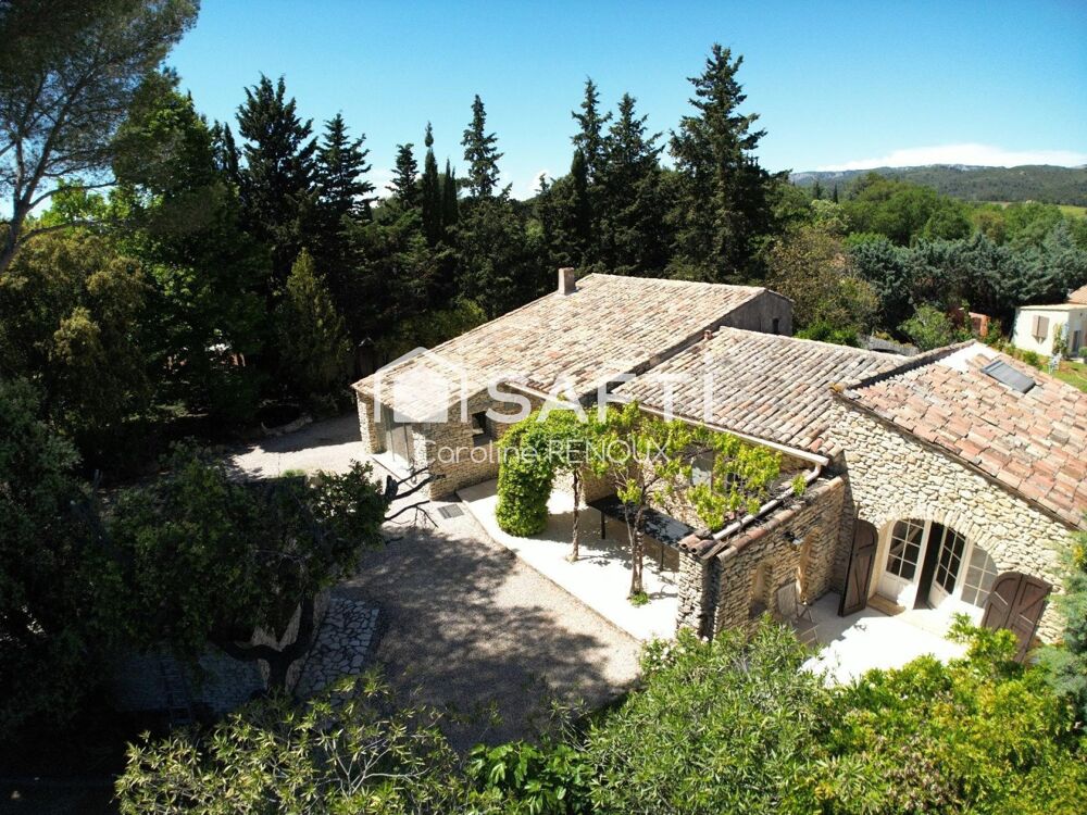 Vente Maison Bergerie du XVII -ème avec grand terrain- piscine- terrain de tennis- abris voitures Lauris