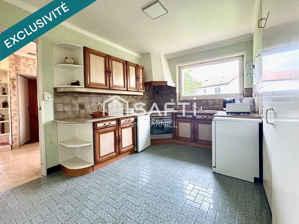 Vente Maison Joli pavillon individuel 200m2, parc arboré, garages Haucourt-moulaine