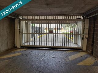  Parking / Garage à vendre 