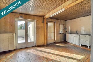 Vente Maison Maison semi-individuelle en village de campagne, 5 chambres possibles, garage, parcelle de 997 m2, au calme ! Solesmes