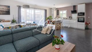  Maison  vendre 5 pices 121 m