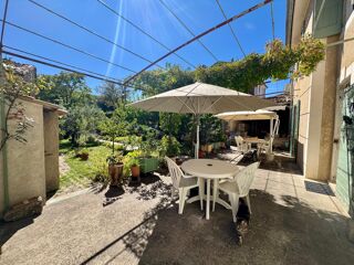  Maison à vendre 10 pièces 399 m²