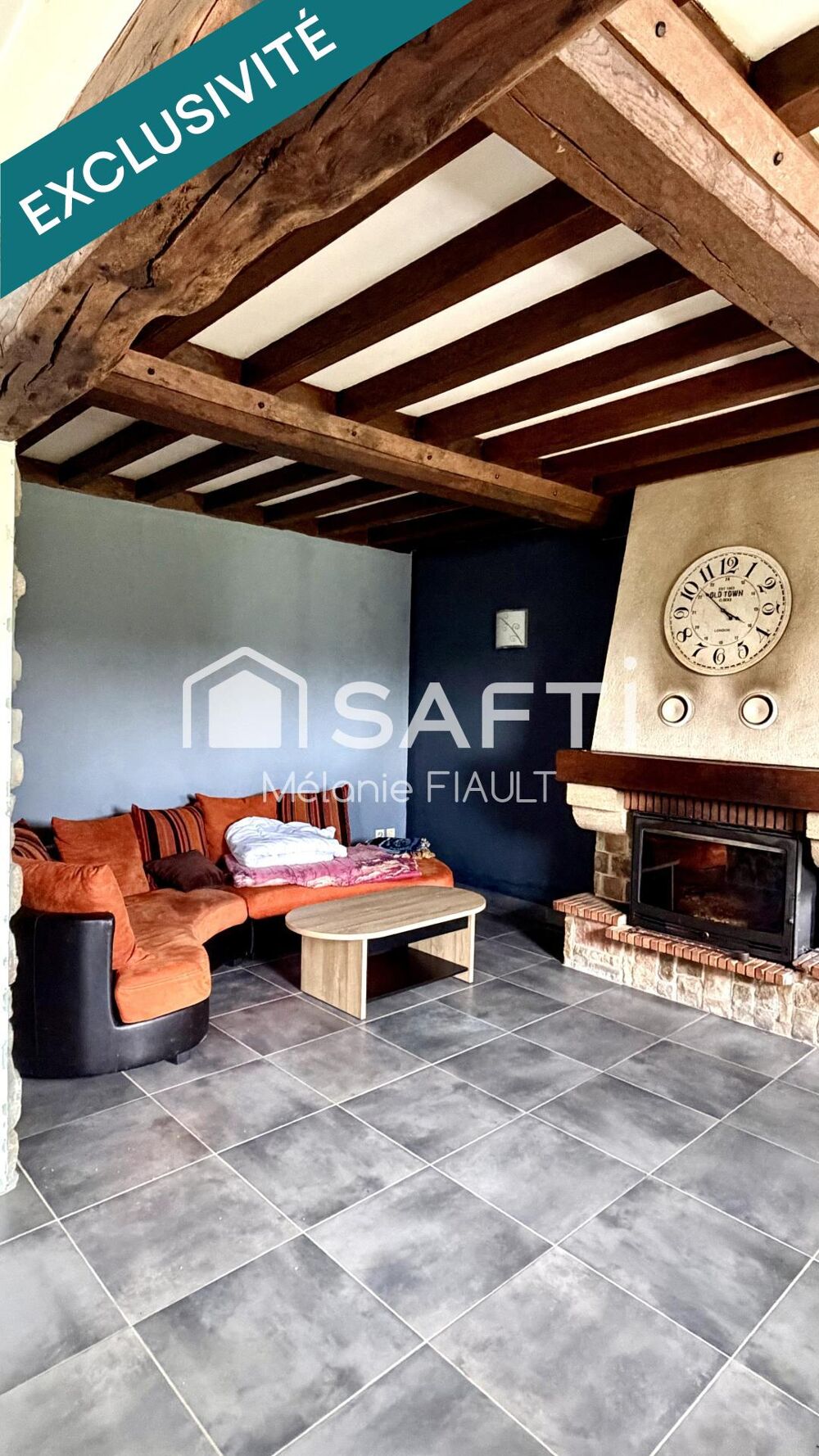 Maison d'une superficie de 148 m², avec dépendance.