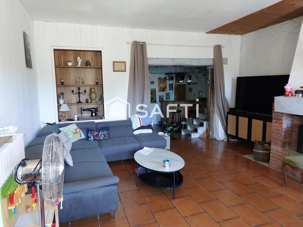 Vente Maison Maison 10 pièces de 290 m² sur un terrain de 780 m² Guitalens-l'albarede