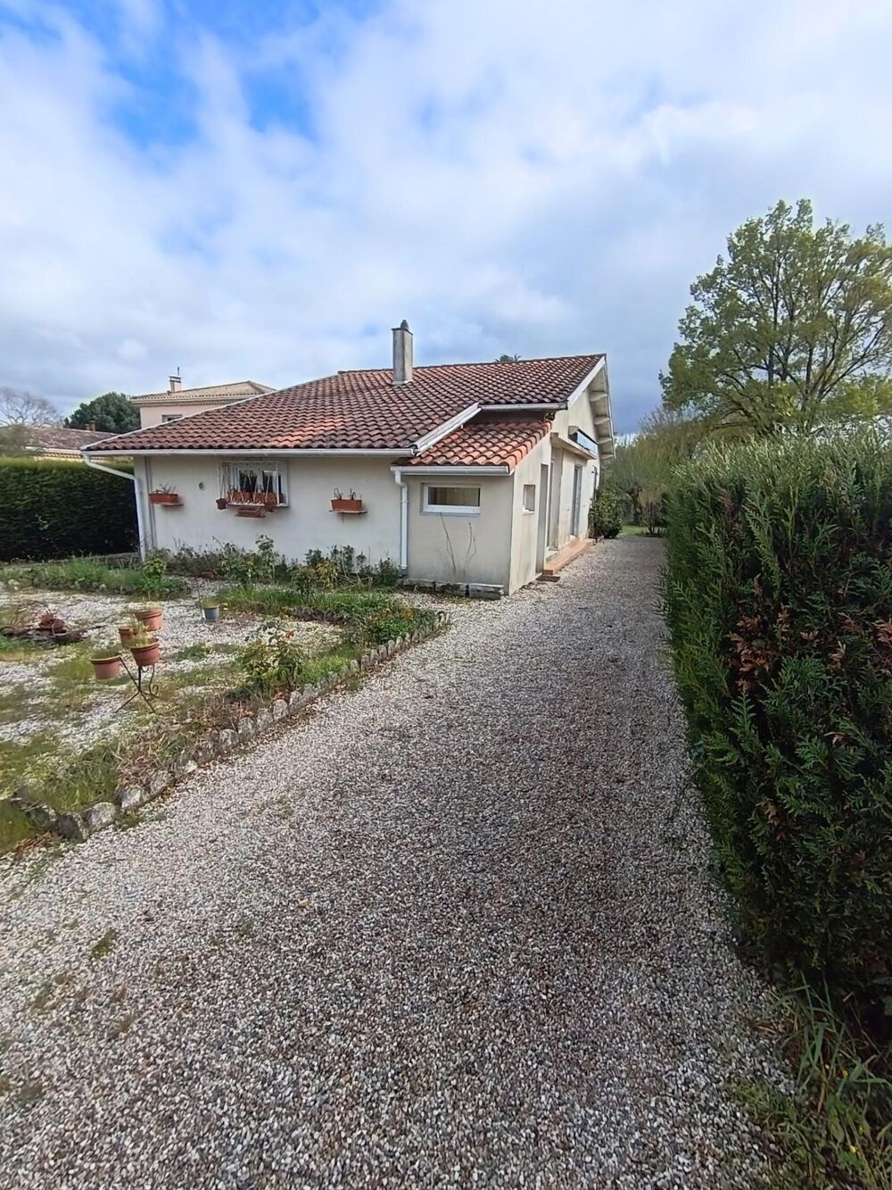 Plein sud, idéal pour famille, spacieux