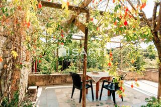  Maison � vendre 8 pi�ces 228 m�