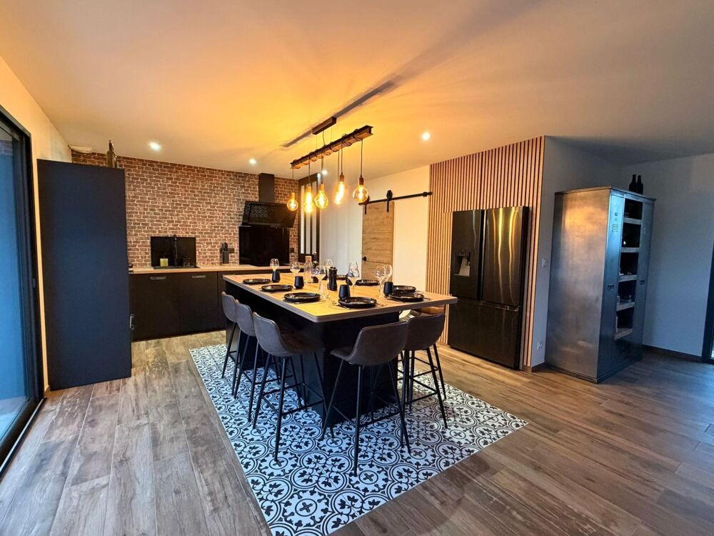 Vente Maison Propriété maison contemporaine de 193 m2, studio séparé, terrain de 5085 m² Cahors