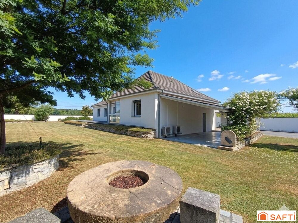 Maison de plain pied 135m2, 5 pièces dont 4 chambres
