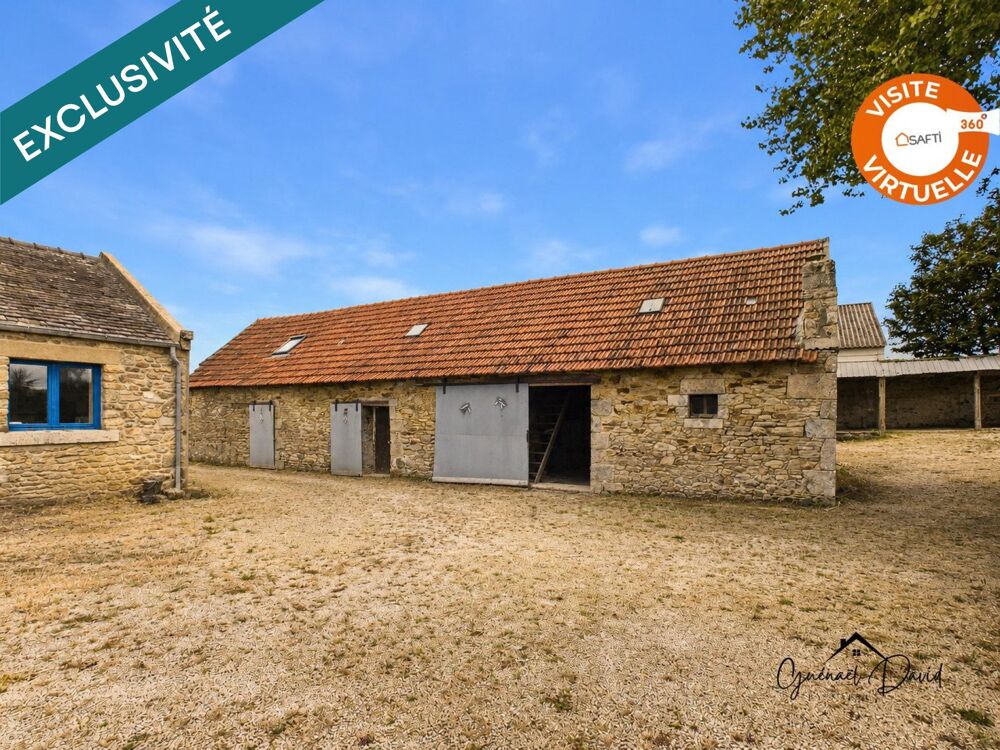 SAINT-POL-DE-LÉON  Propriété en pierre avec dépendances et hangar