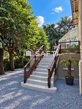  Maison à vendre 7 pièces 379 m²