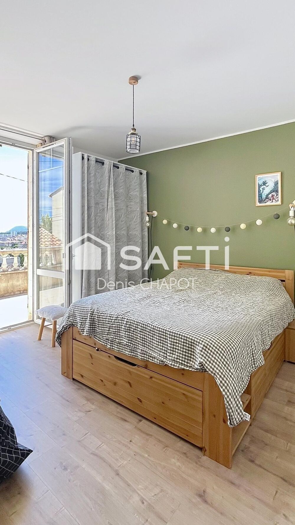 Maison atypique en pierre  Vue panoramique sur la rade  Mont Faron Ouest