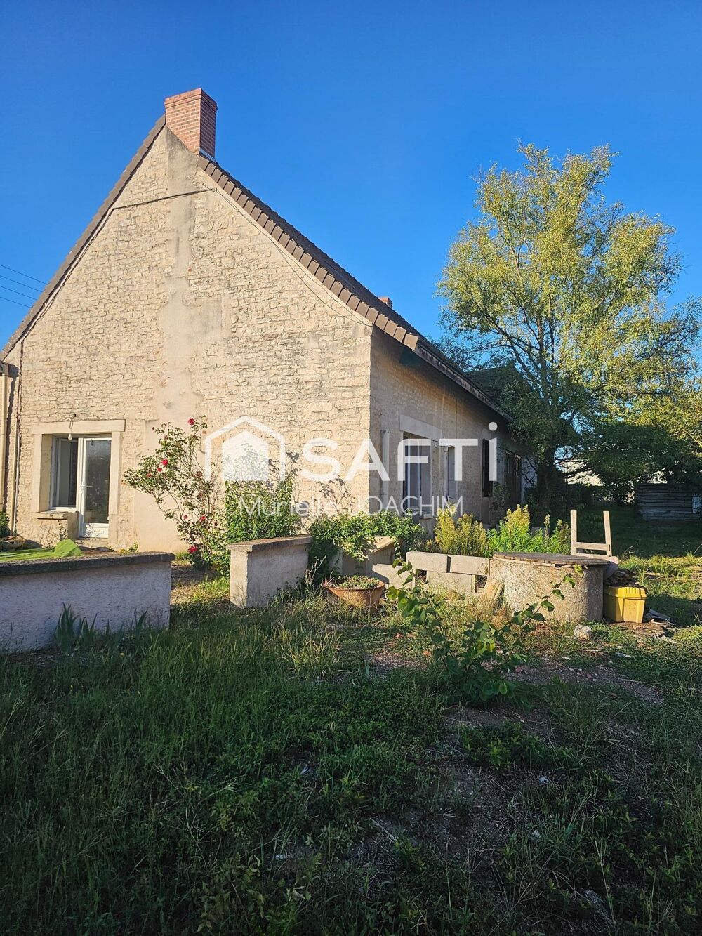 MAISON EN PIERRE DE CARACTERE AU CALME