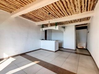  Immeuble � vendre 163 m�