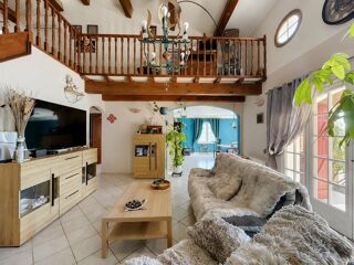 Vente Maison A vendre/ Maison de 144m² avec piscine. Draguignan