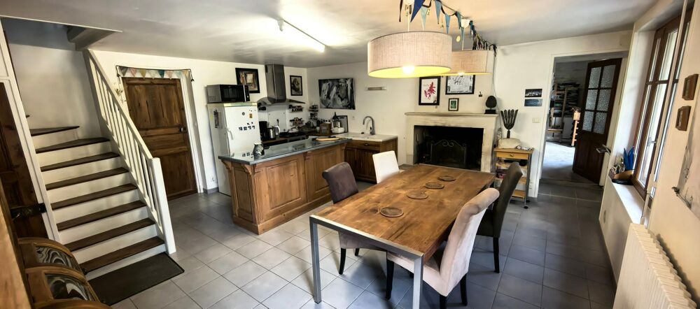 Vente Maison Grande Maison de famille VILLENEUVE LA COMTESSE Villeneuve-la-comtesse
