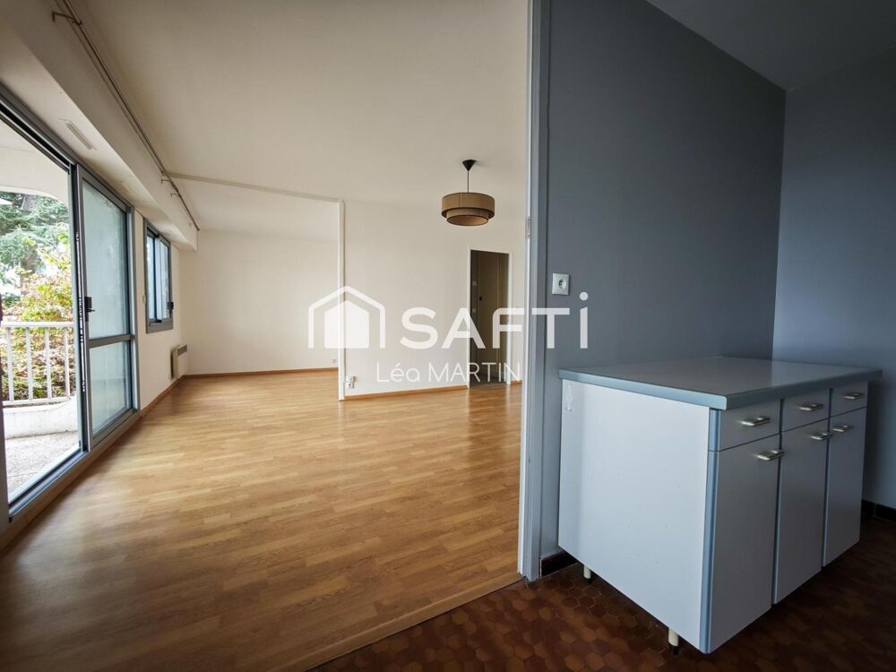 Vente Appartement CHOLET CENTRE-VILLE – T3 AVEC TERRASSE, PARKING ET GARAGE Cholet