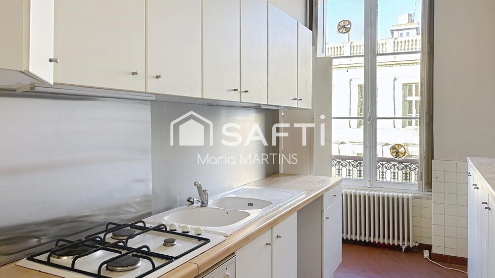 Vente Appartement Belle adresse pour ce grand 2 pièces de 80m2 transformable en T3, à rafraîchir Bordeaux