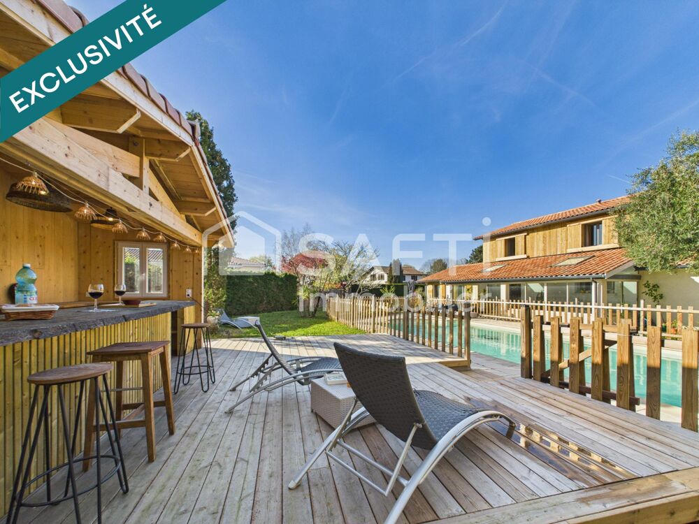 Maison familiale avec piscine et chalet/cuisine d'été