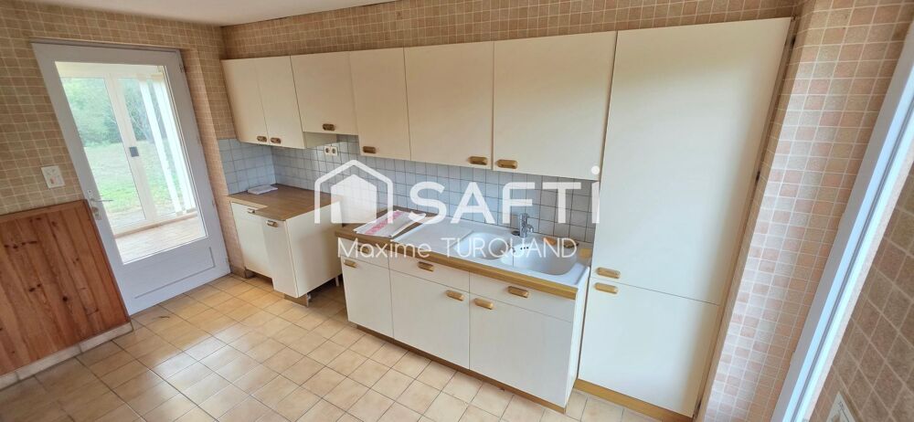 Vente Maison Maison plain-pied 80m², 2 chambres, 3800m² de terrain. Saint-pierre-du-chemin