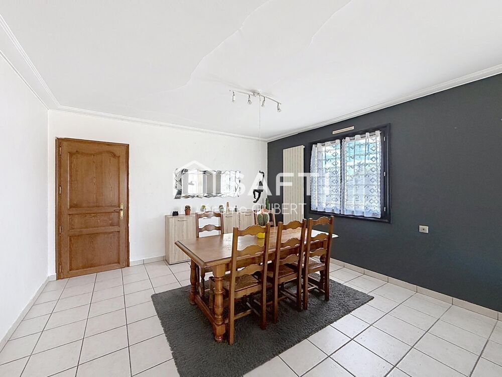 Maison 115 m²  4 chambres  Sous-sol 100 m²  Terrain 650 m²  Bressuire