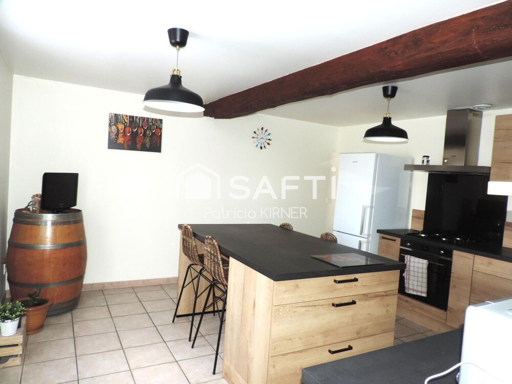 Vente Maison Maison de ville T5 avec garage, jardin et puits. Lisle-sur-tarn