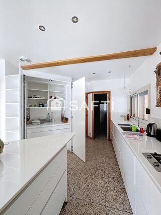  Maison � vendre 10 pi�ces 251 m�