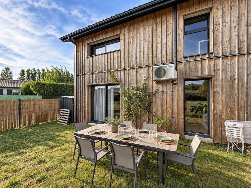 Vente Maison Mérignac Chemin Long – Maison récente en parfait état avec jardin et stationnement Merignac