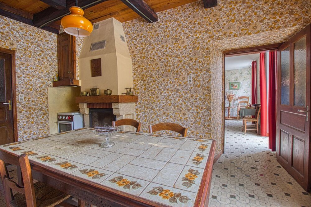 Vente Maison Maison de ville 100m2 à rénover à Plaisance centre, avec garage et cave. Plaisance