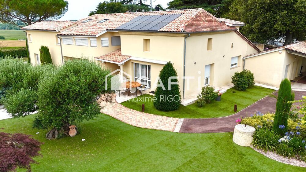 Propriété 12 pièces 518m²