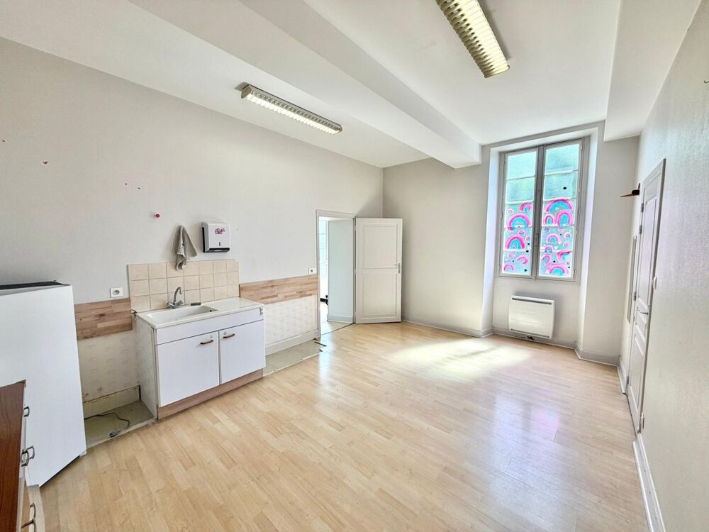 Gasconne en Pierre avec Grande cours et garage