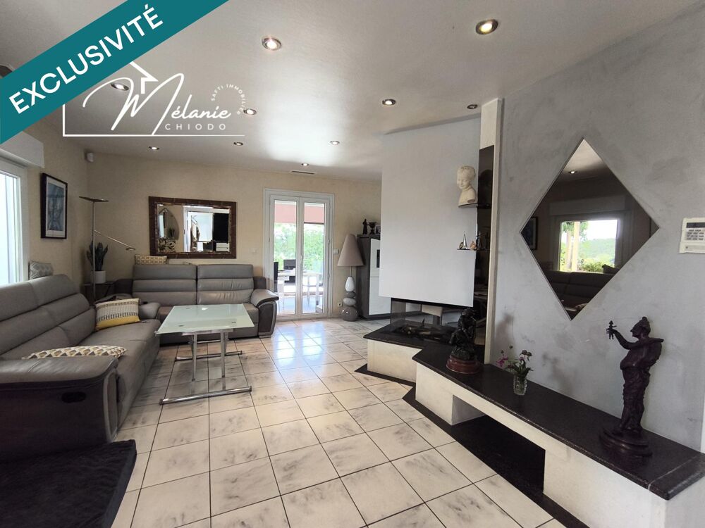 Maison familiale garage piscine trois chambres