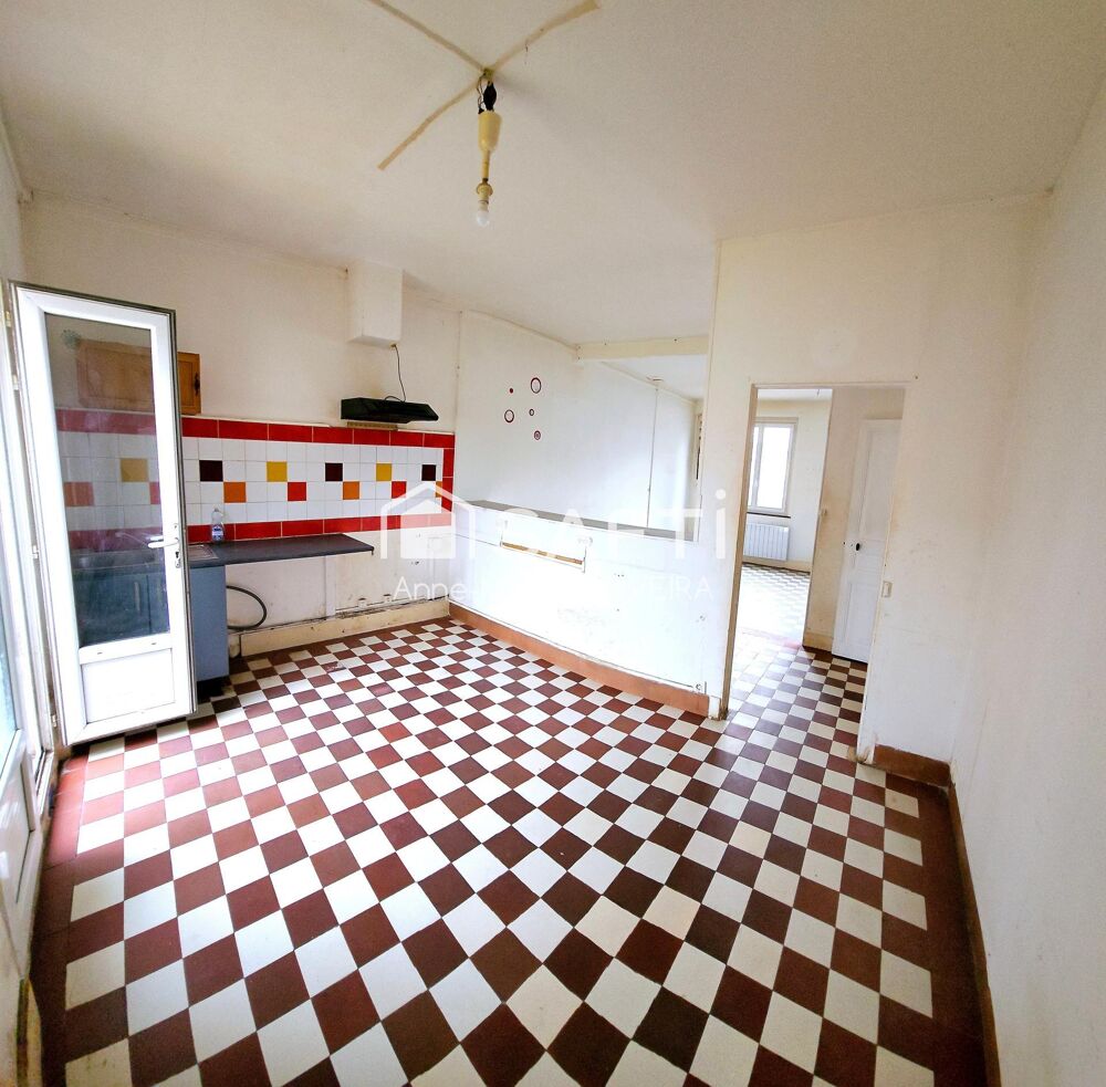 Maison de 7 pièces avec 5 chambres, cour , garage avec atelier, jardin proche commodités + projet d'embelissement réalisé par ag