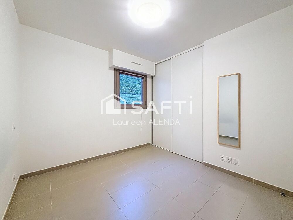 � vendre  Appartement Saint-Rapha�l (83700)