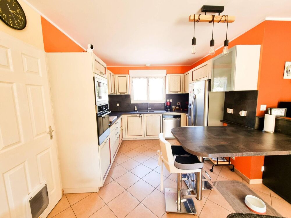 Vente Maison Maison de plain-pied 4 pièces – 98 m² – Léguillac-de-l'Auche Leguillac-de-l'auche