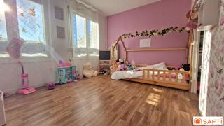  Appartement � vendre 5 pi�ces 106 m�