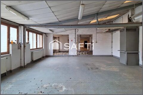   600 M² ENVIRON DE BATIMENTS 