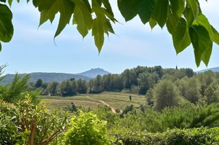  Maison � vendre 7 pi�ces 215 m�