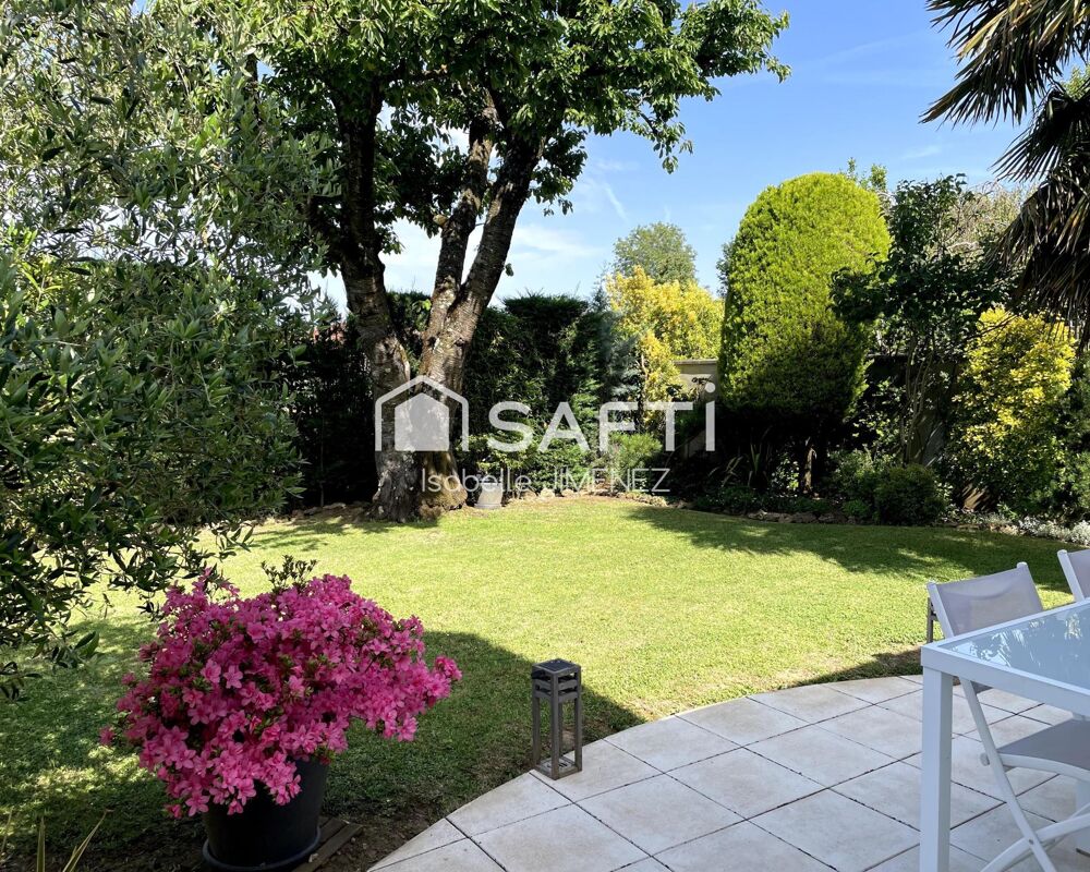 Volume, tranquillité et proche de tout pour cette belle maison de 4 chambres !