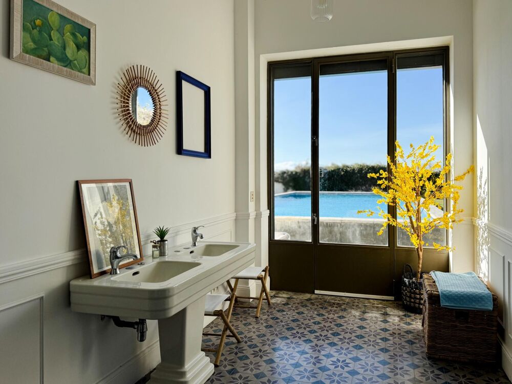 à vendre  Propriété/château Cabestany (66330)