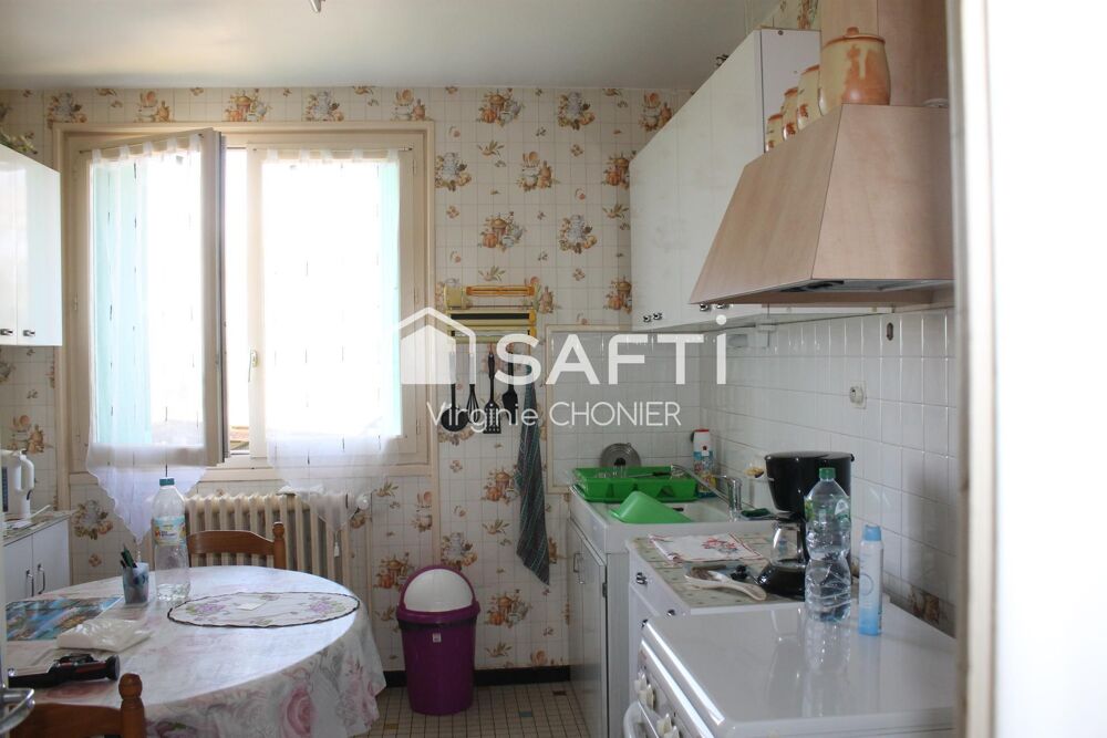 Vente Maison Maison au calme en bon état sur parcelle de 1656m2 Rongeres