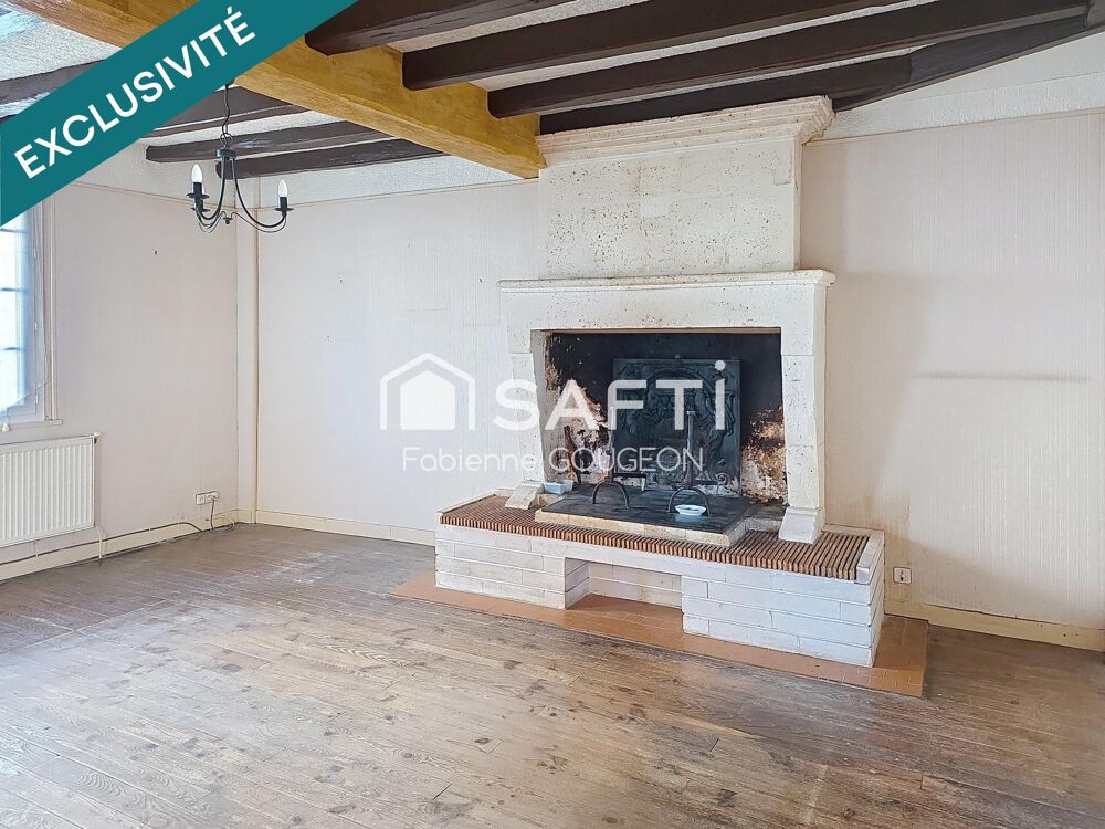 Maison en pierre de 113 m² a restaurer avec dépendances et jardin