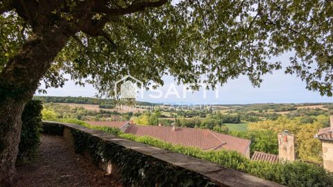   B�tisse familiale 230 m� avec jardin et garage Maison - 9 pi�ce(s) - 233 m�