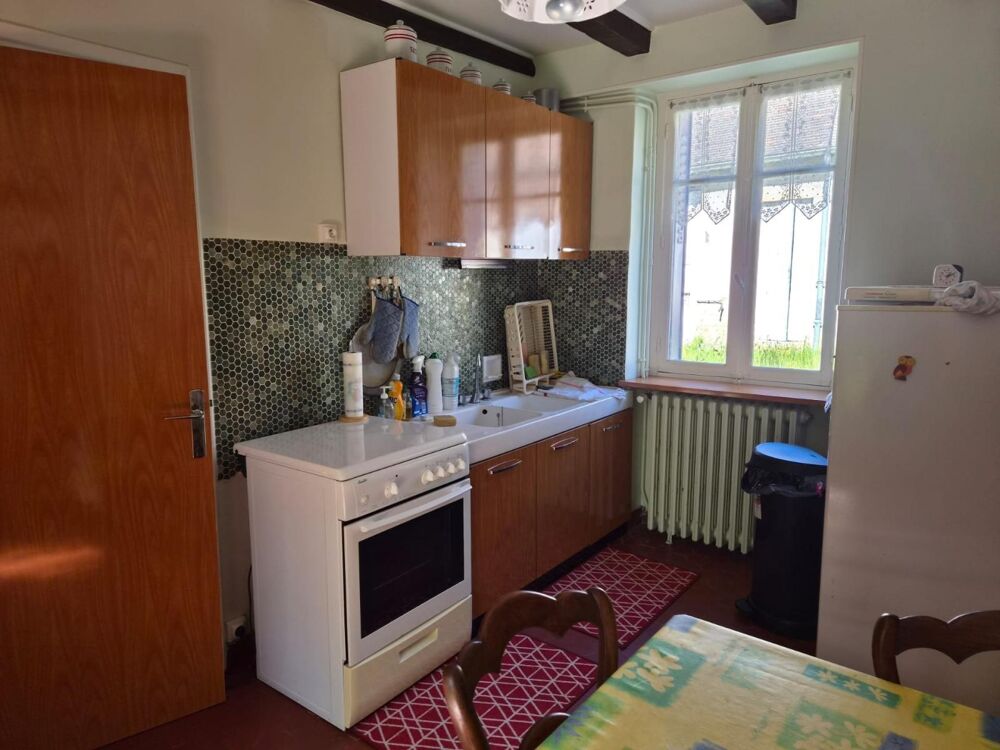 Vente Maison Charmante maison de bourg rénovée T4, garage Lalizolle