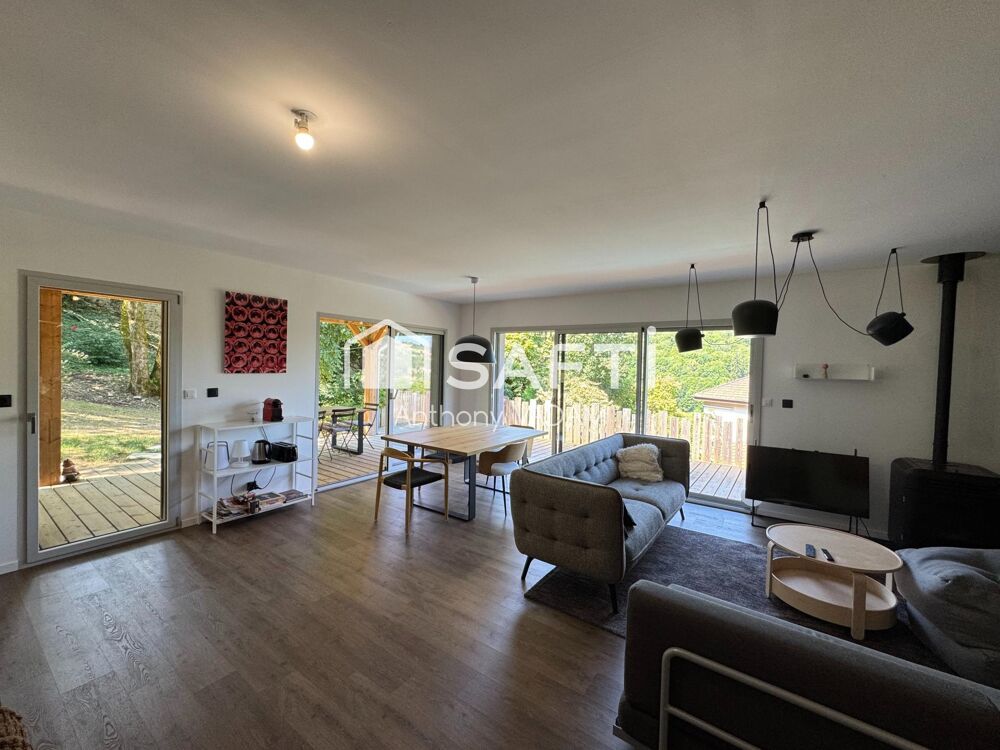 Maison de 2022 avec piscine à Salins-les-Bains