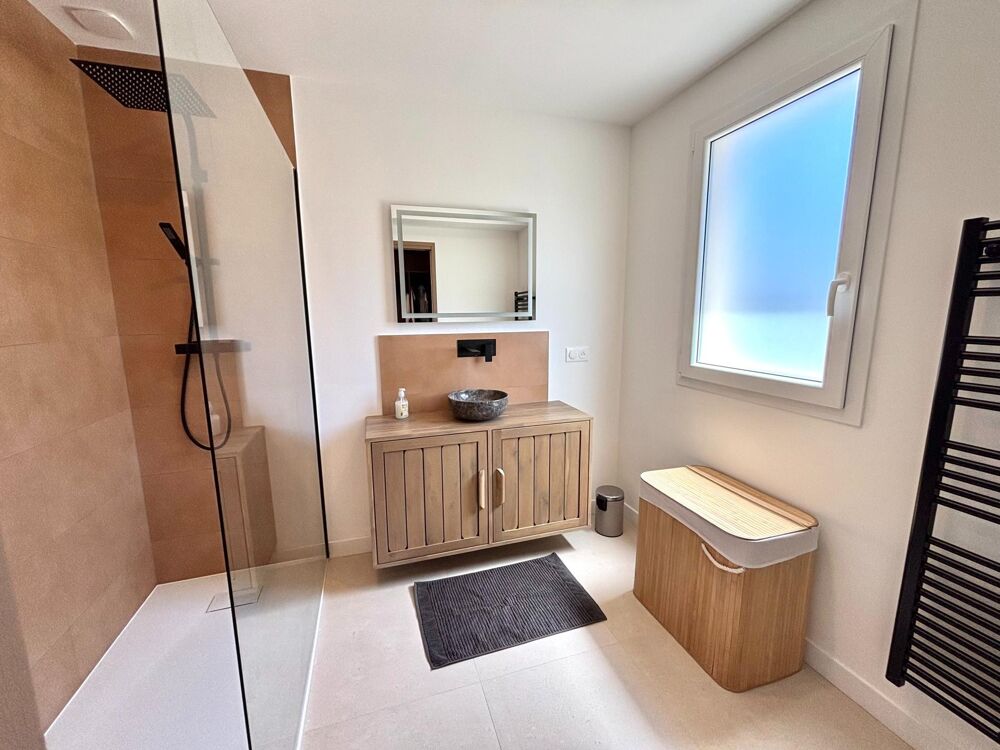 à vendre  Maison Saint-Raphaël (83700)