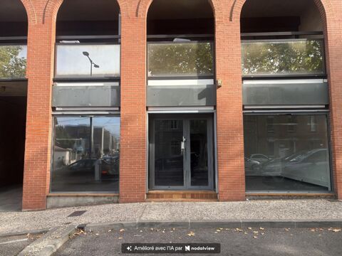 Local professionnel climatis&eacute; avec vitrines 1000 82000 Montauban