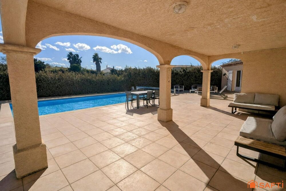 Magnifique villa avec vue sur la Tour de Constance