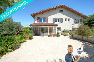  Maison à vendre 9 pièces 242 m²